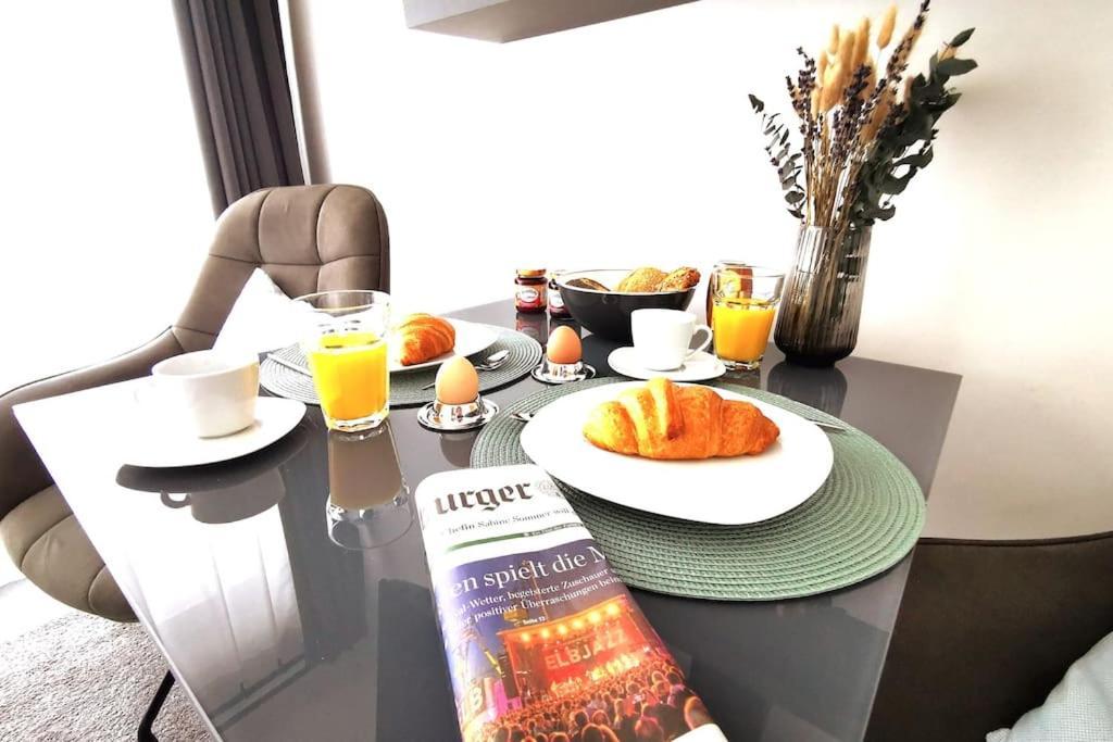 Hh 03 By Rockchair - Superhost Status - Modernes Mit Sonnigem Balkon & Premium Boxspringbetten In Winterhude - Geheimtipp Hamburg