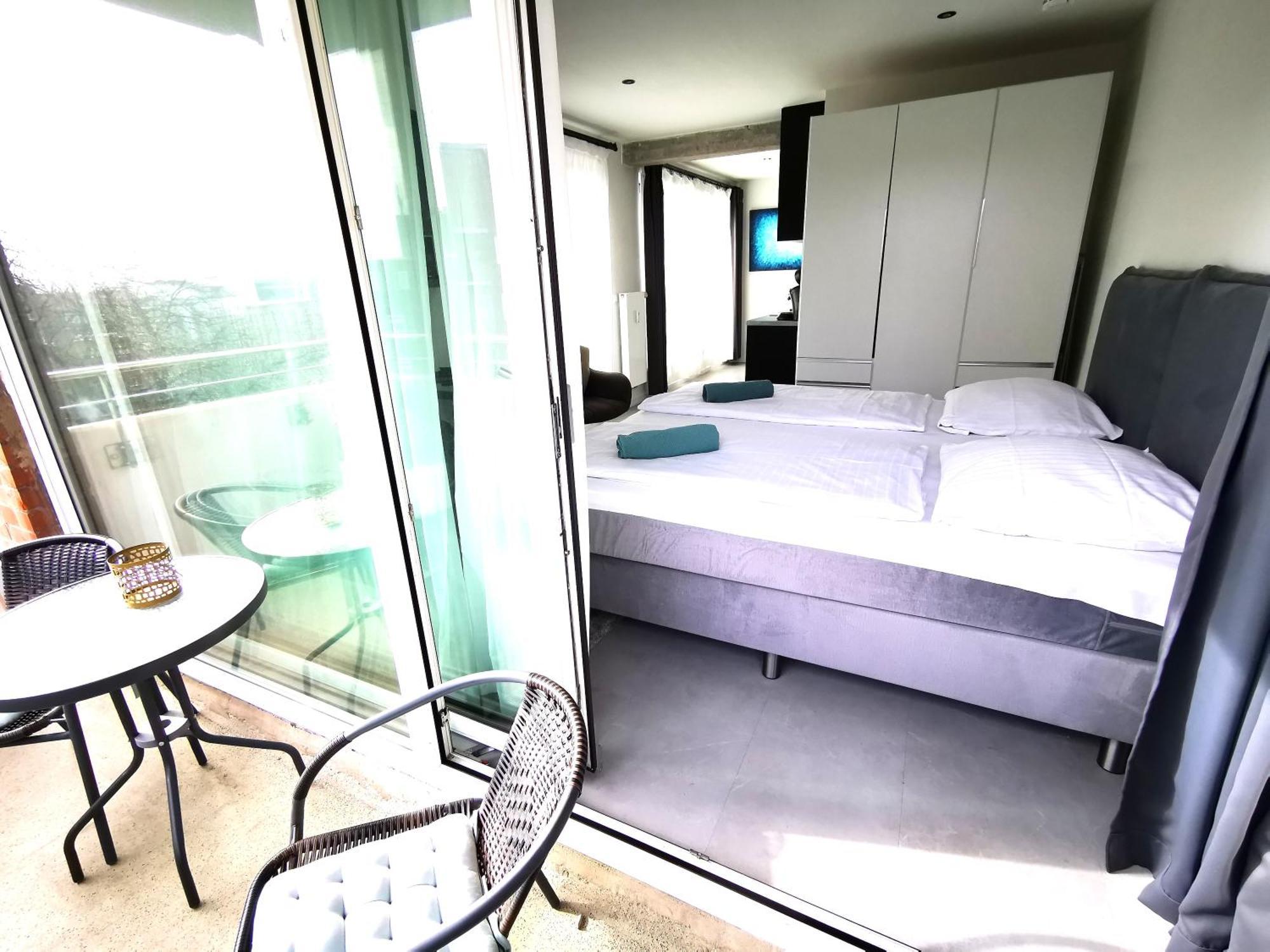 Hh 03 By Rockchair - Superhost Status - Modernes Mit Sonnigem Balkon & Premium Boxspringbetten In Winterhude - Geheimtipp Apartment Hamburg