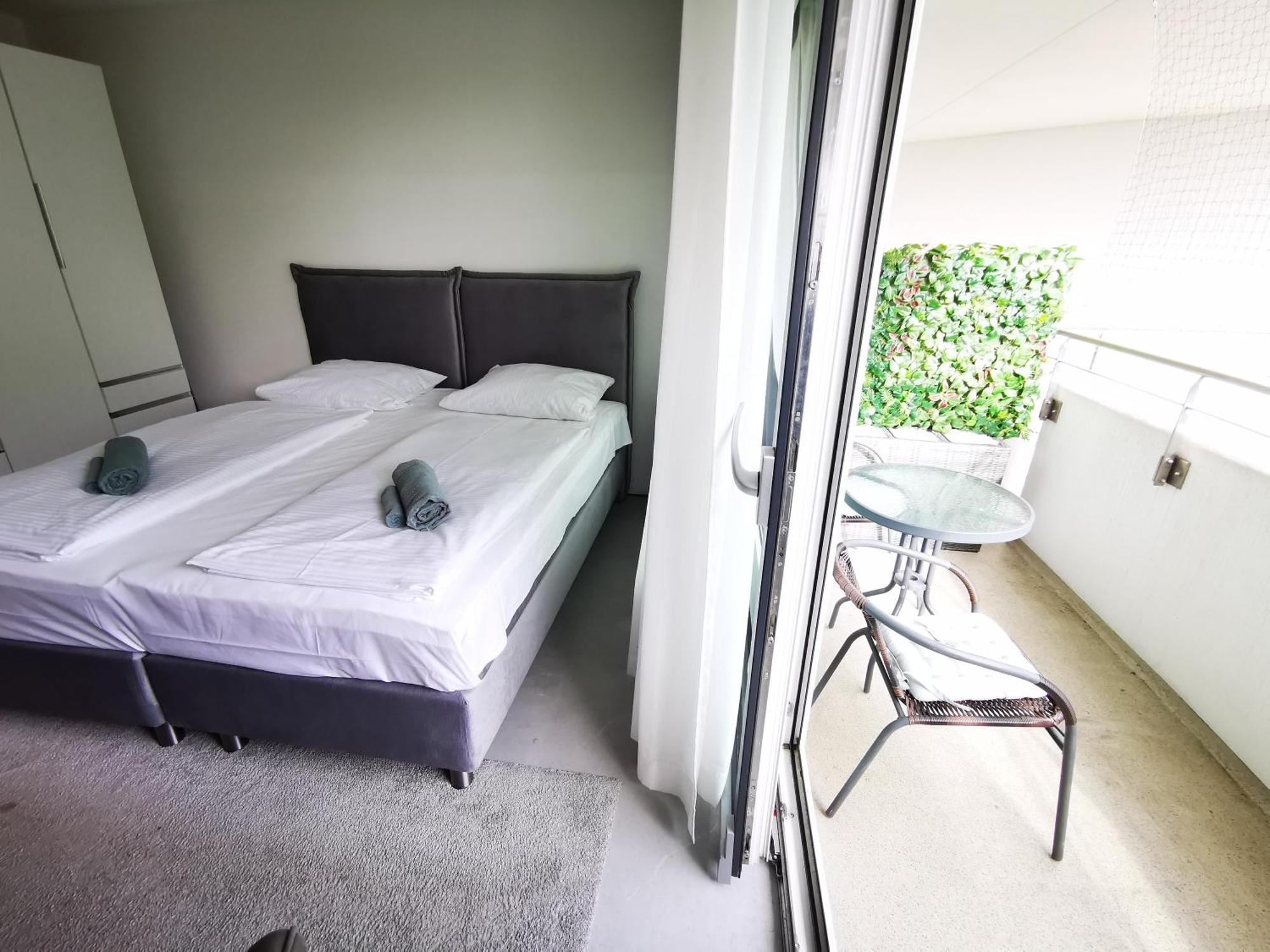 Hh 03 By Rockchair - Superhost Status - Modernes Mit Sonnigem Balkon & Premium Boxspringbetten In Winterhude - Geheimtipp Apartment
